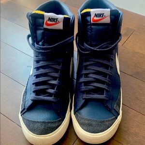 Nike Men's Navy High-Top Sneakers Blazer Mid 77